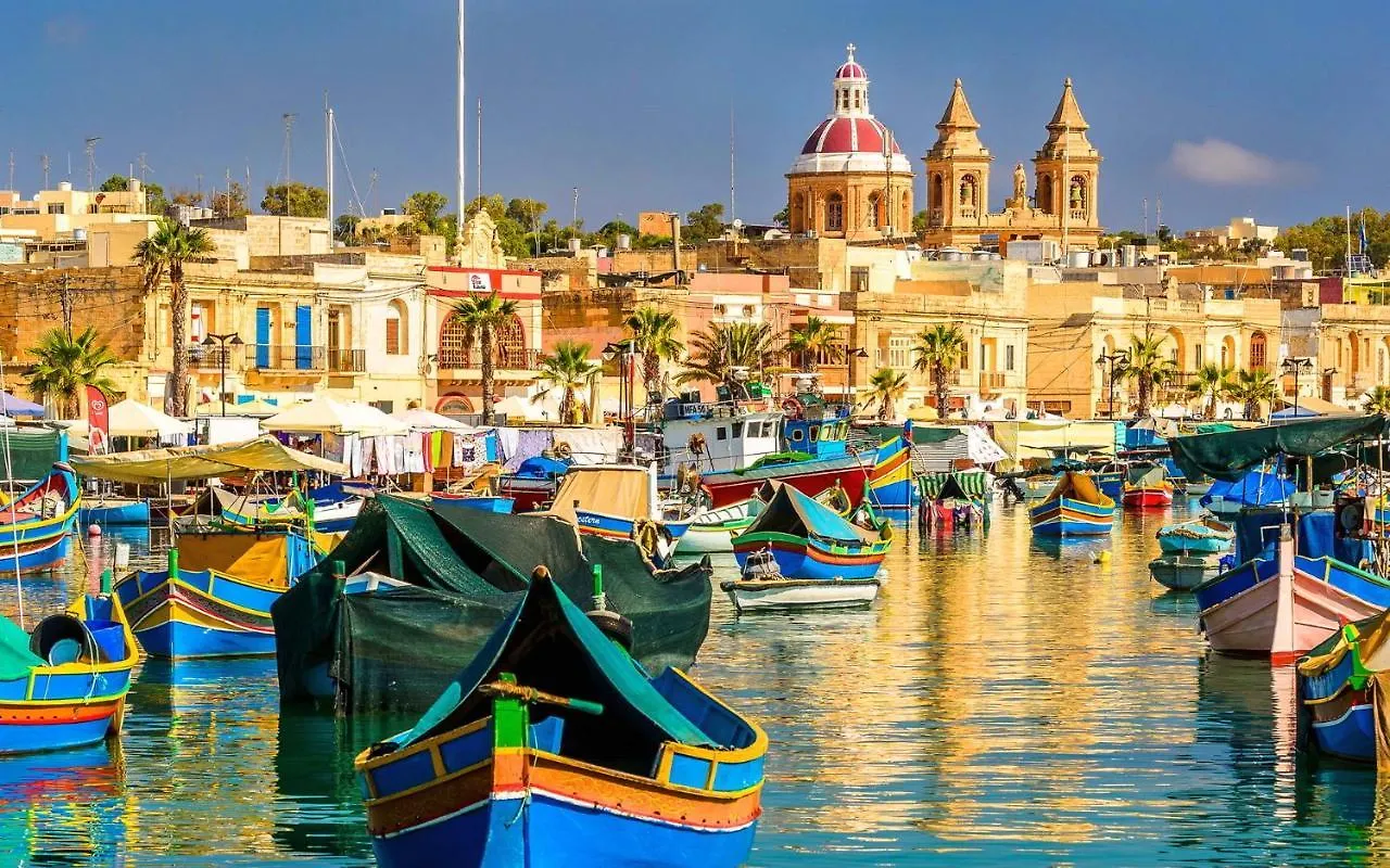 Central 2BR Apartment in La Valletta